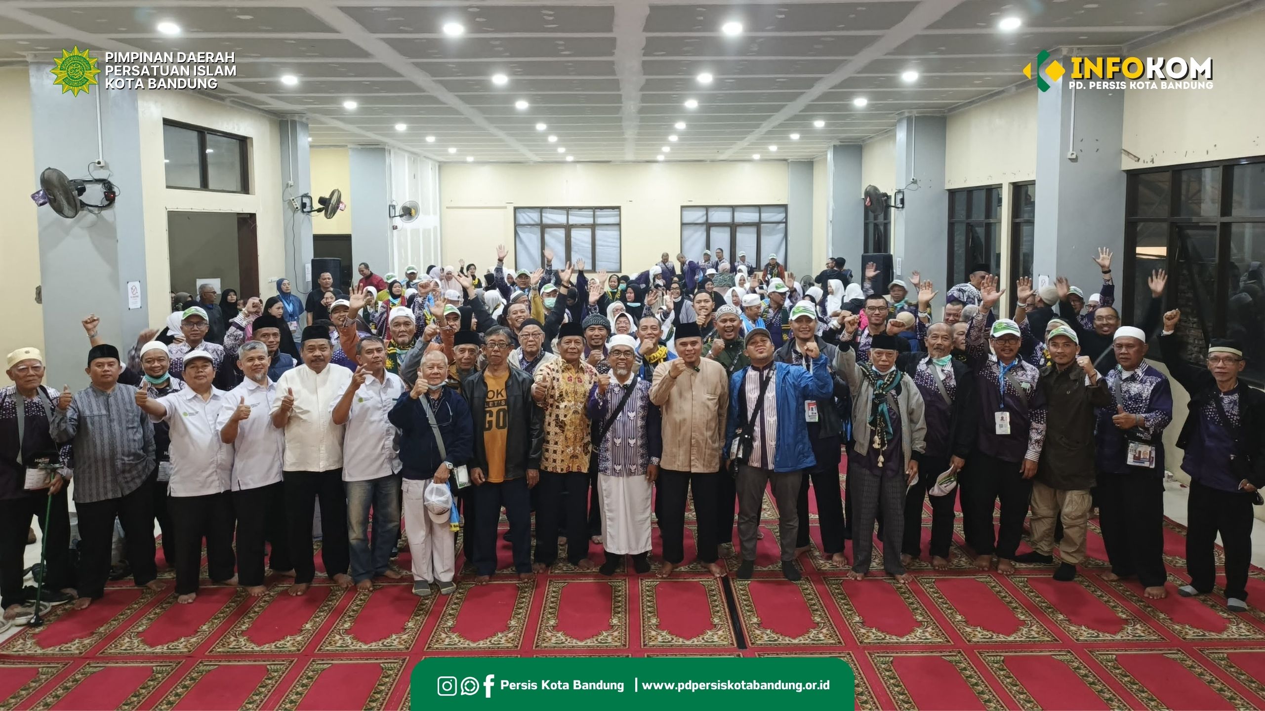 PENUH HARU, KETUA PD PERSIS KOTA BANDUNG  SAMBUT KEPULANGAN JEMAAH HAJI KLOTER JKS 37