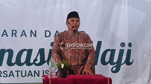 Ust. Andri Mulyadi selaku Ketua PD Persis Kota Bandung hadir menjadi Narasumber dalam agenda pertemuan ke Empat Bimbingan Manasik Haji Tahun 2026